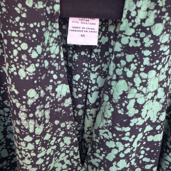 Dianne von Furstenburg~Size M~Green and black blouse~NWOT - Picture 4 of 8